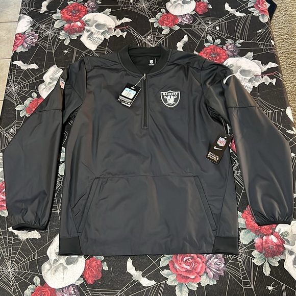 NWT 2015 NIKE STORM-FIT LAS VEGAS OAKLAND RAIDERS ON-FIELD 1/2 ZIP JACKET M OR L - Picture 1 of 13
